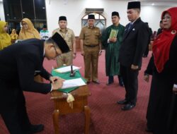 Wakil Wali Kota Fadly Abdina Lantik 15 Pejabat Administrator dan Pengawas Serta 2 Kepala Puskesmas
