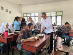 Wakil Wali Kota Fadly Abdina Monitoring Distribusi MBG di SMA Negeri 2 Tanjungbalai