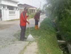 Sambut HUT Ke-81 RI, Lurah Semula Jadi Pimpin Gotong Royong