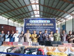 Wali Kota Hadiri Mahyaruddin Pemusnahan Bersama BMMN oleh Bea dan Cukai serta Kejari Tanjungbalai.